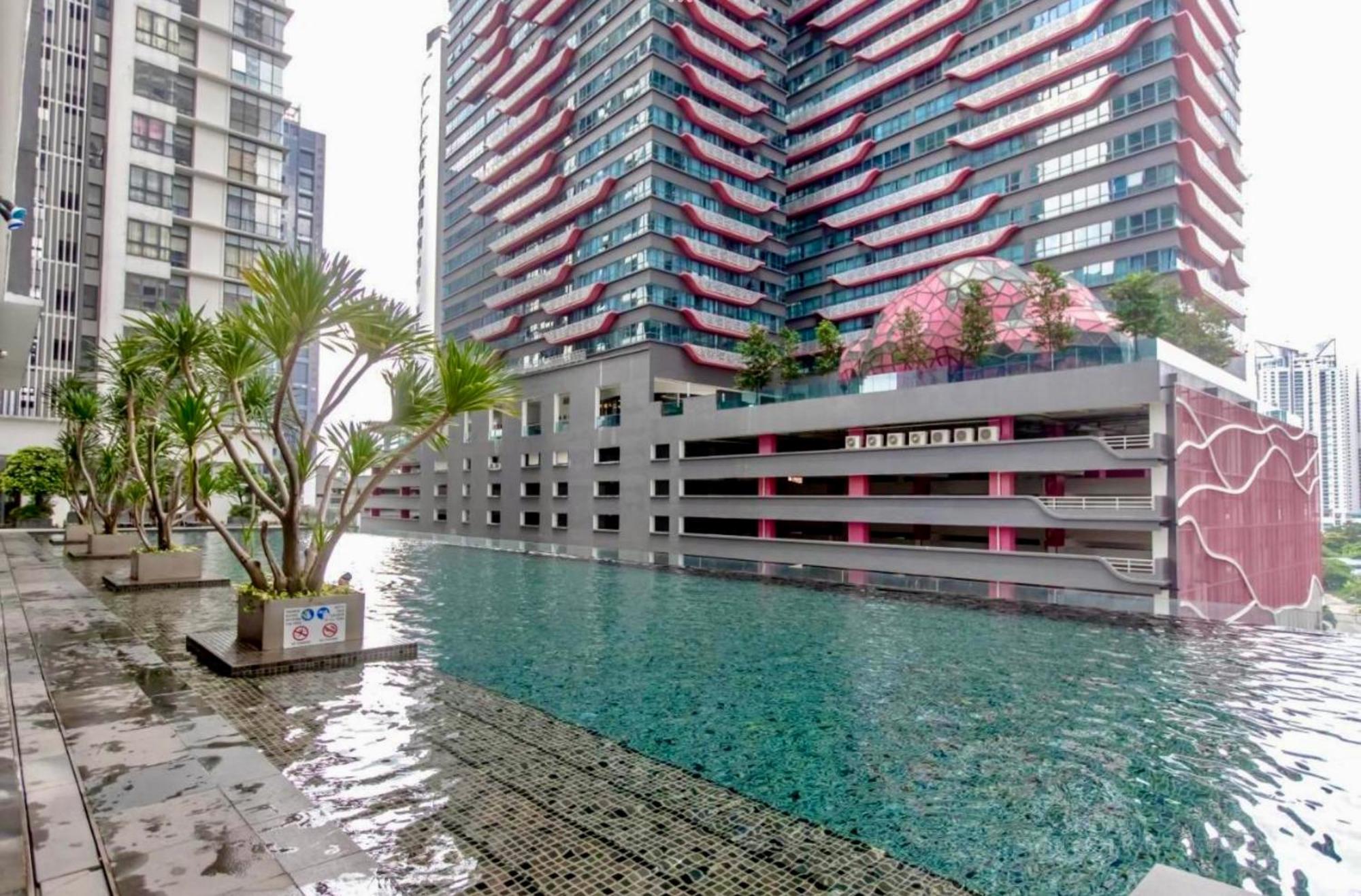 The Elements Ampang Infinity Pool Pangsapuri Kuala Lumpur